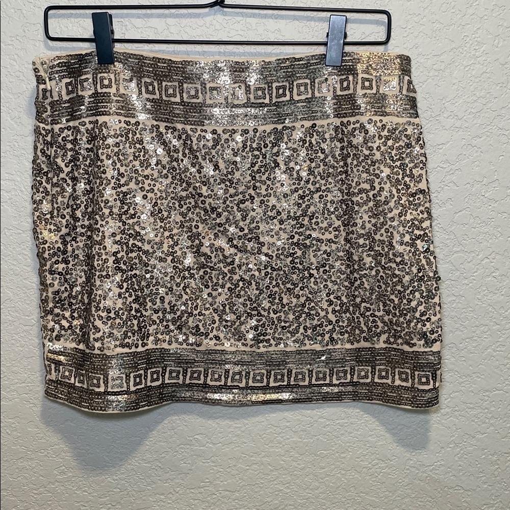 Gold Sequin Mini Skirt Size S Party Holiday NYE Vegas Glam Statement - Picture 5 of 6